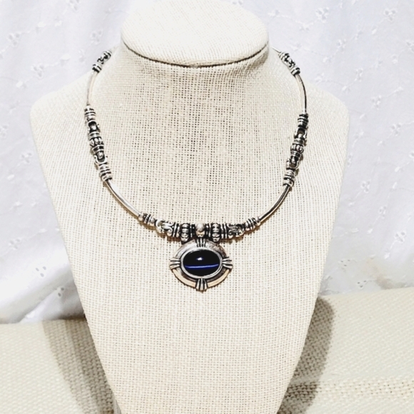 Avon Jewelry - Vintage Avon Blue Cat's Eye and Silver tone Necklace